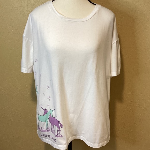 Life is Good Sleep Shirt, Size Large,‎ 100% Cotton, White with unicorn print - Picture 1 of 7